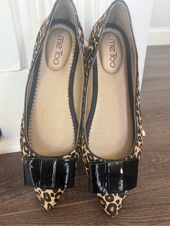 me too Shoes - me Too NWOT Leopard Print Pointed Toe Flats with Black Patent Bow 8